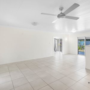 1 Rudder Street, Clifton Beach, QLD 4879 AUS