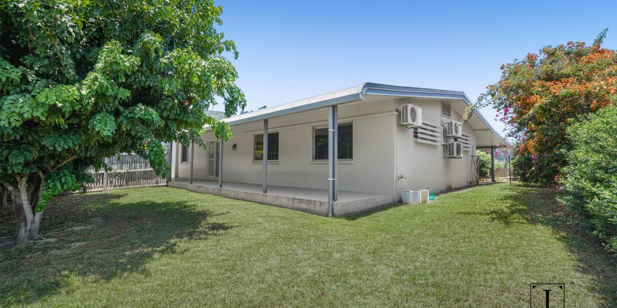 1 Rudder Street, Clifton Beach, QLD 4879 AUS