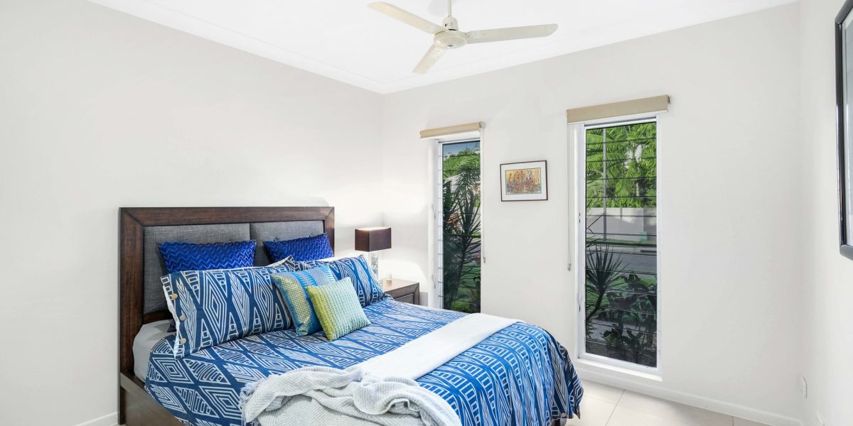 4 Lagoon Drive, Trinity Beach, QLD 4879 AUS