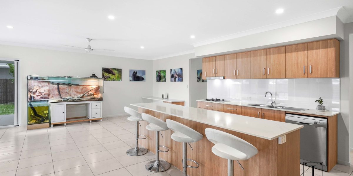 13 Flow Close, Trinity Beach, QLD 4879 AUS