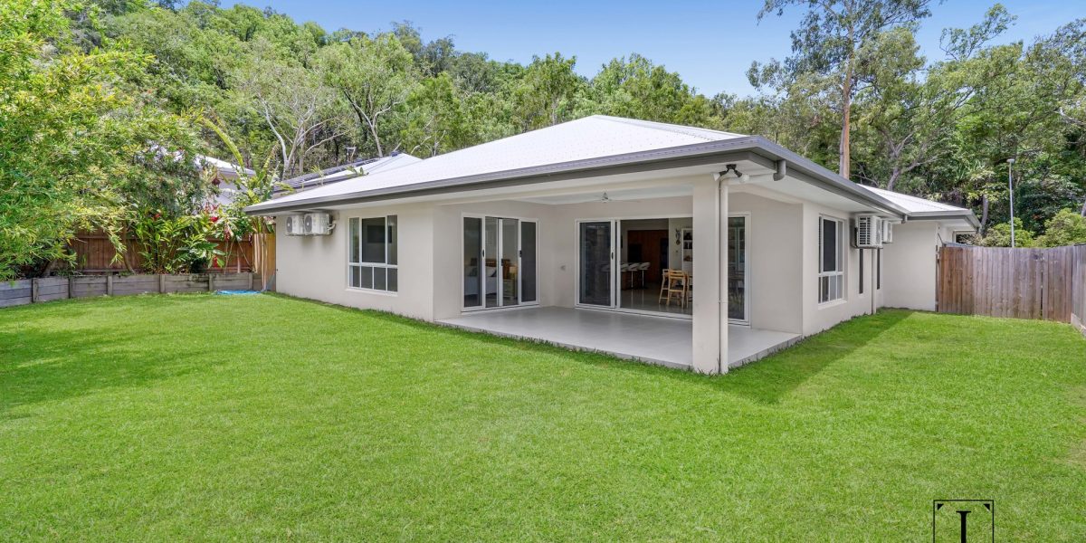 13 Flow Close, Trinity Beach, QLD 4879 AUS