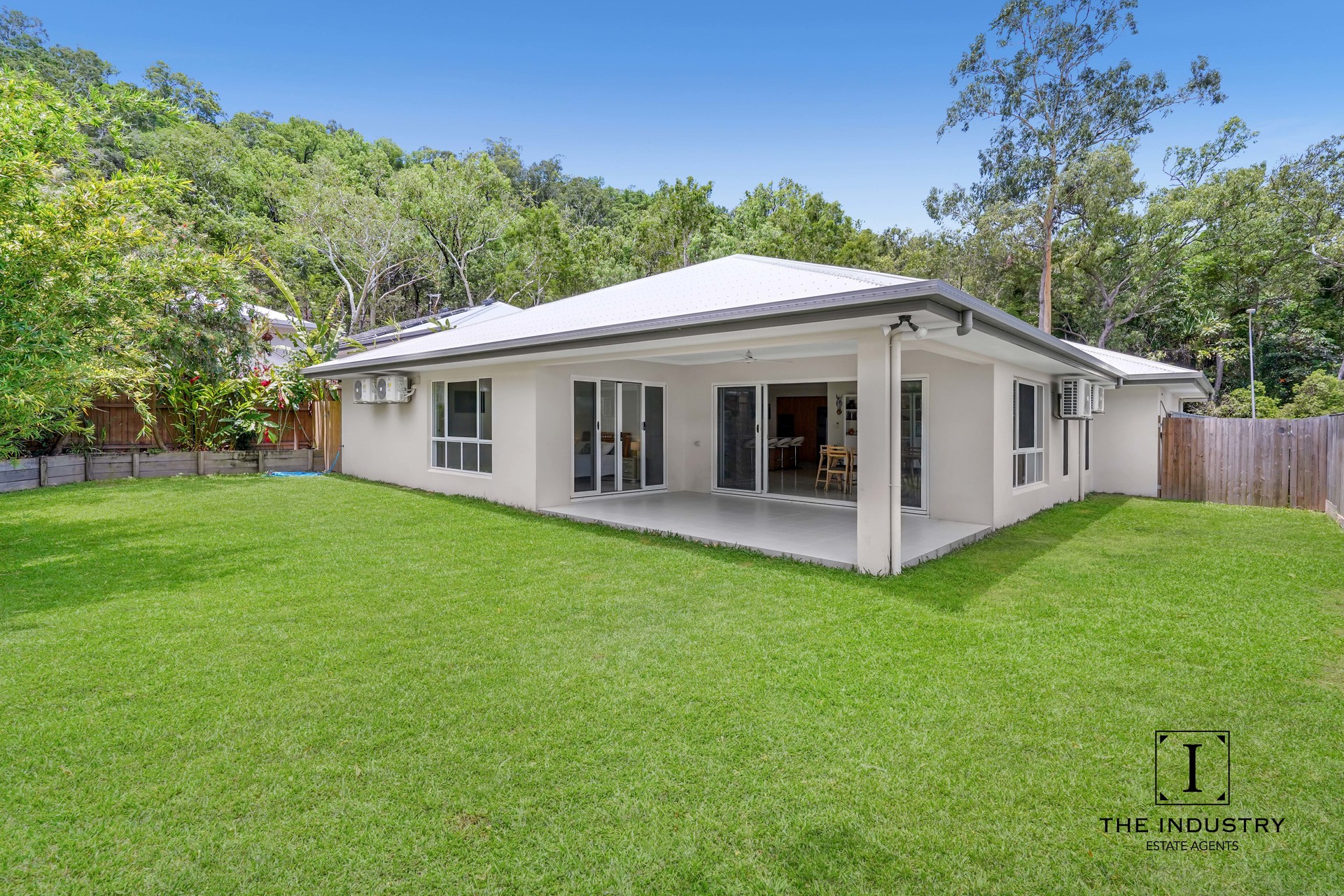 13 Flow Close, Trinity Beach, QLD 4879 AUS