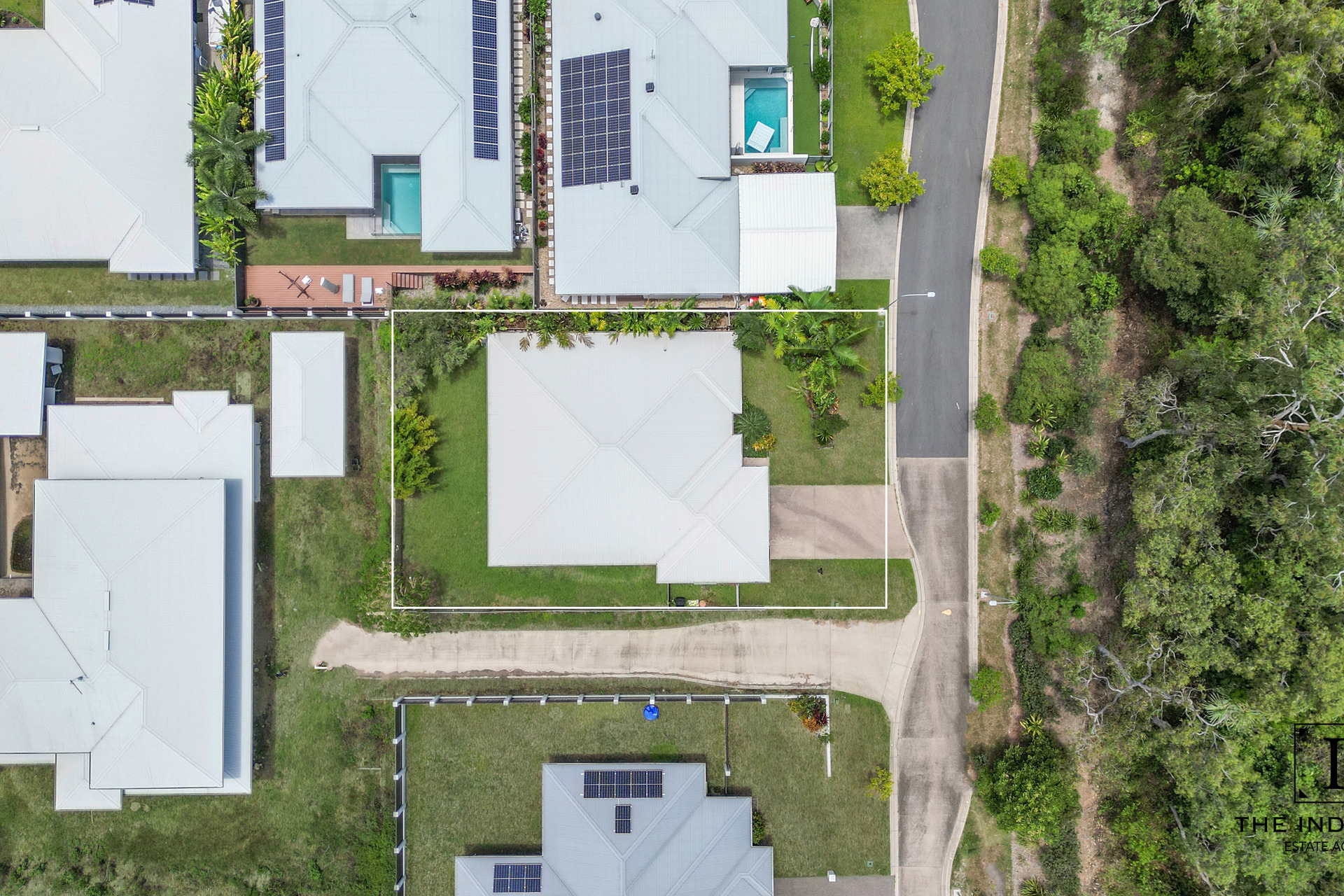 13 Flow Close, Trinity Beach, QLD 4879 AUS