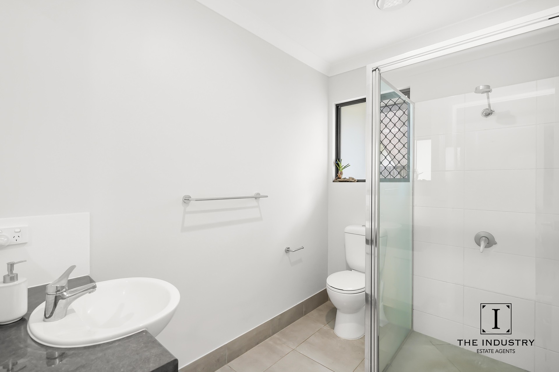 15 Conical Close, Trinity Beach, QLD 4879 AUS