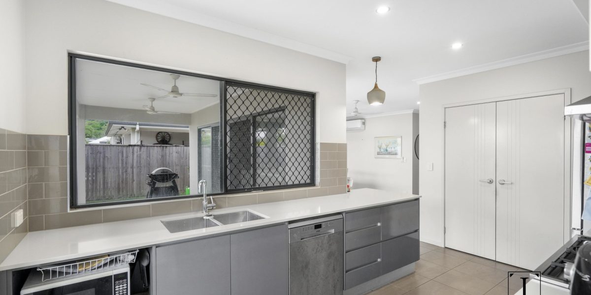 14 Master Circuit, Trinity Beach, QLD 4879 AUS