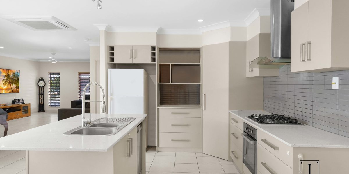 25 Fossilbrook Bend, Trinity Park, QLD 4879 AUS