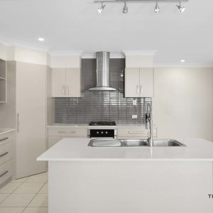 25 Fossilbrook Bend, Trinity Park, QLD 4879 AUS