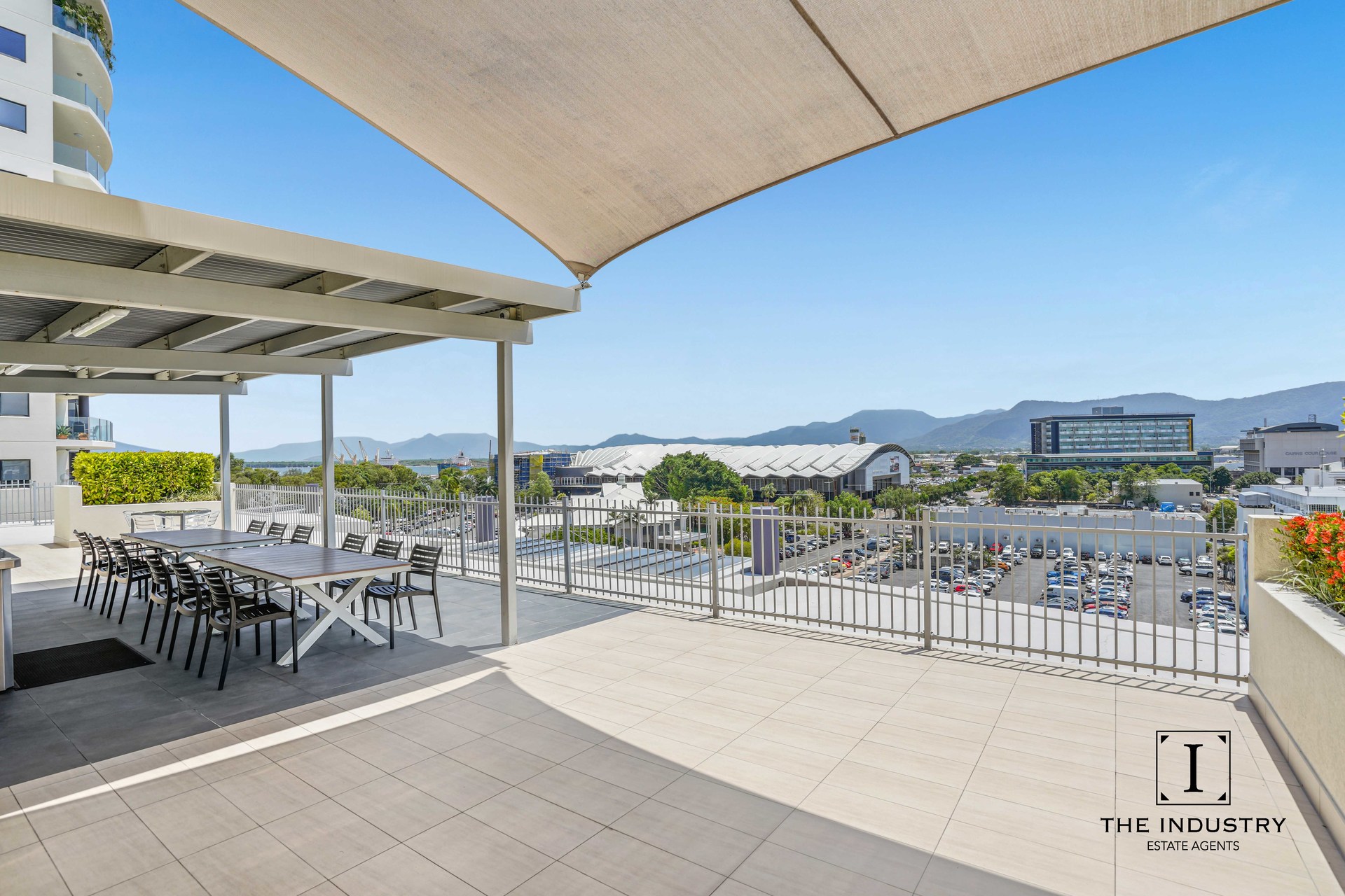 405/6 Lake Street, Cairns City, QLD 4870 AUS