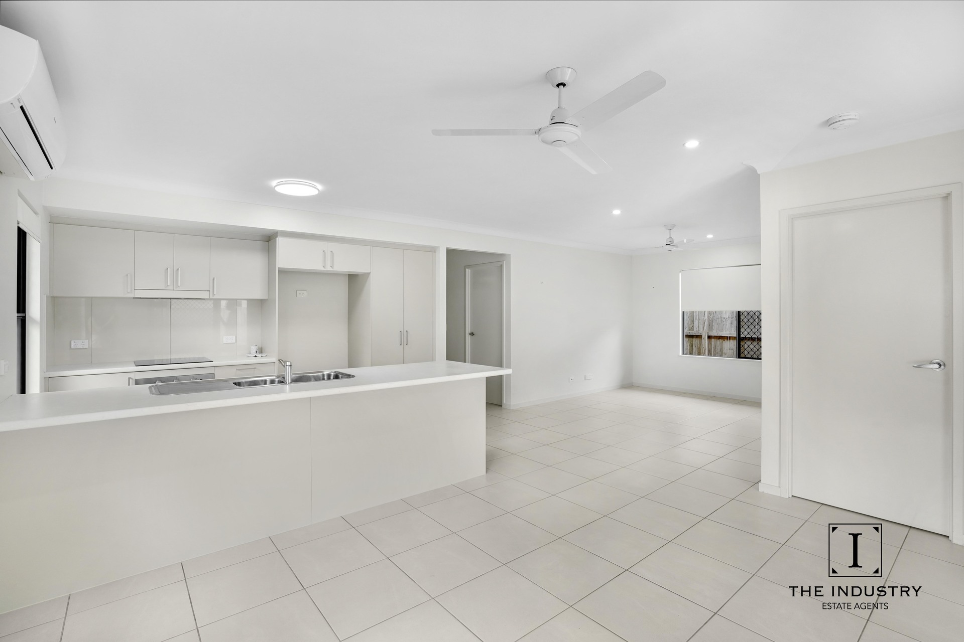 33 Starcke Trail, Smithfield, QLD 4878 AUS