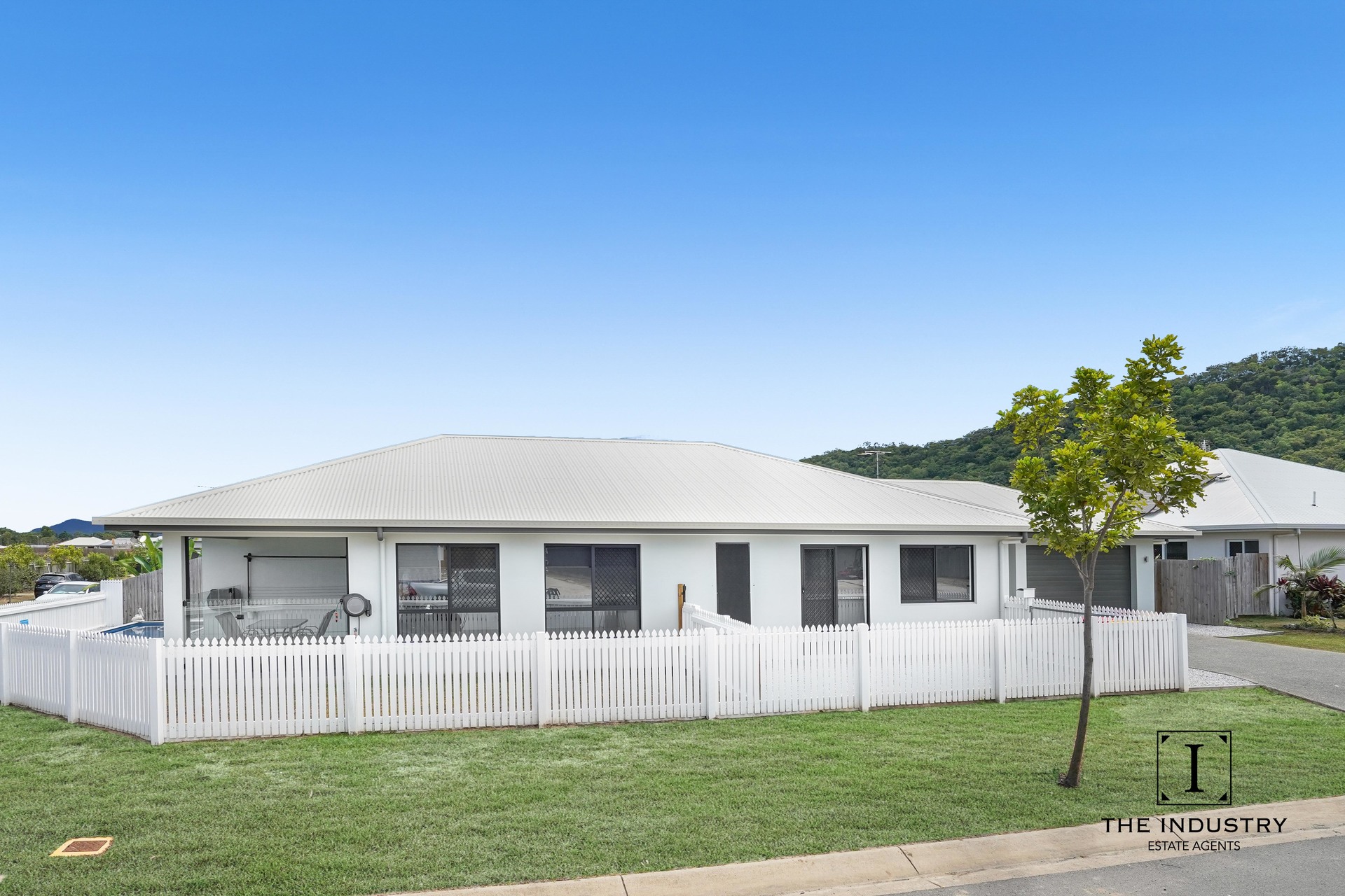 20 Master Circuit, Trinity Beach, QLD 4879 AUS