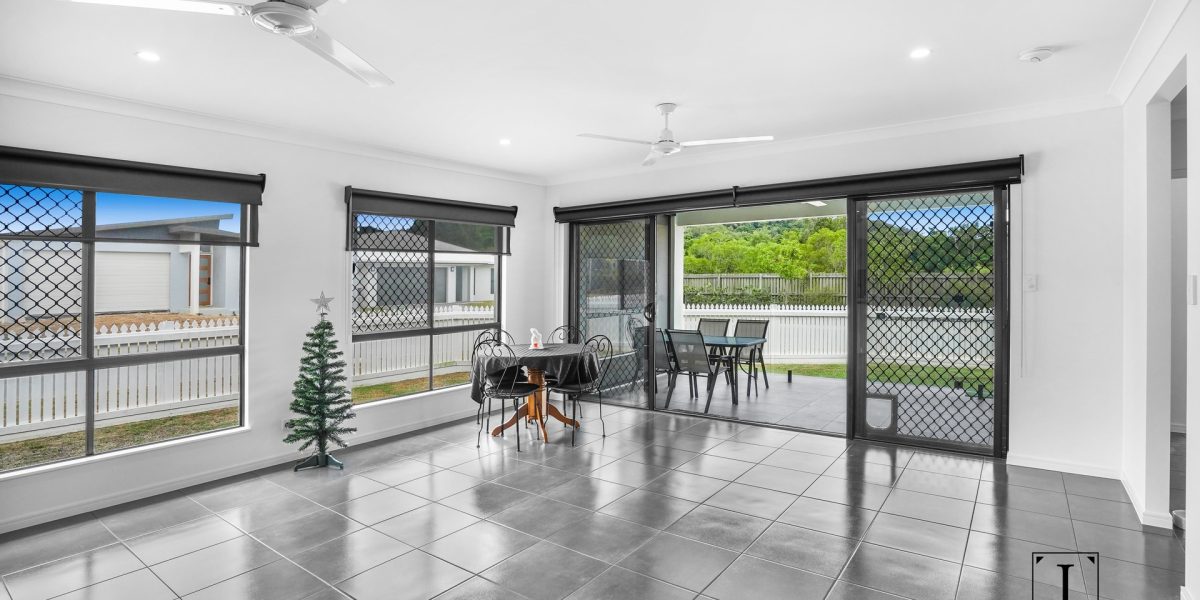 20 Master Circuit, Trinity Beach, QLD 4879 AUS