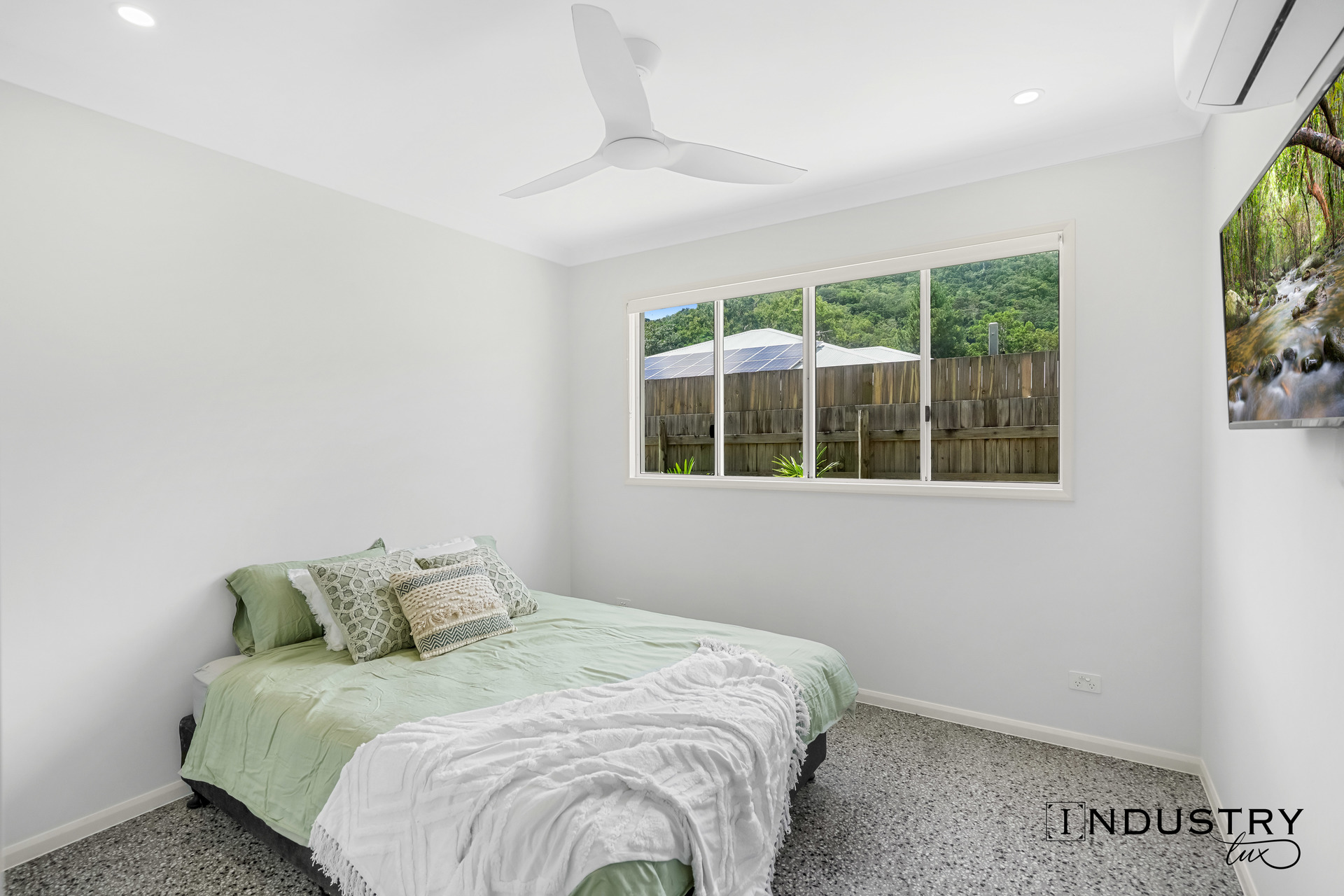 32A Leonard Street, Kewarra Beach, QLD 4879 AUS