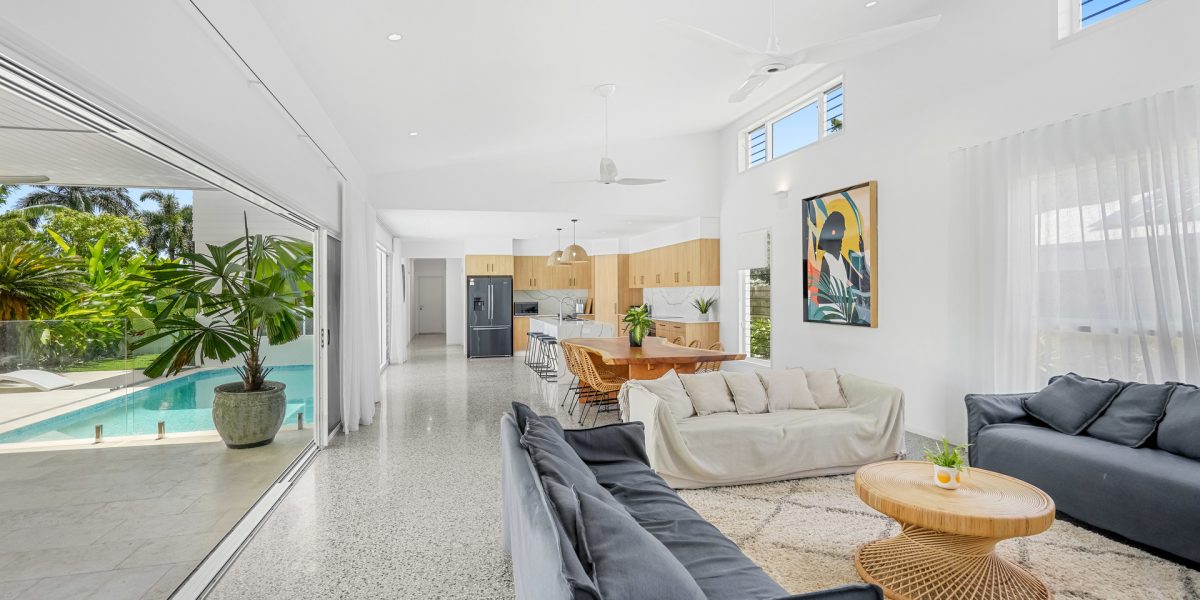 32A Leonard Street, Kewarra Beach, QLD 4879 AUS