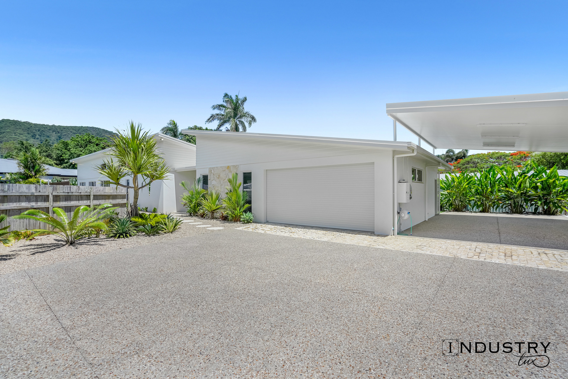 32A Leonard Street, Kewarra Beach, QLD 4879 AUS