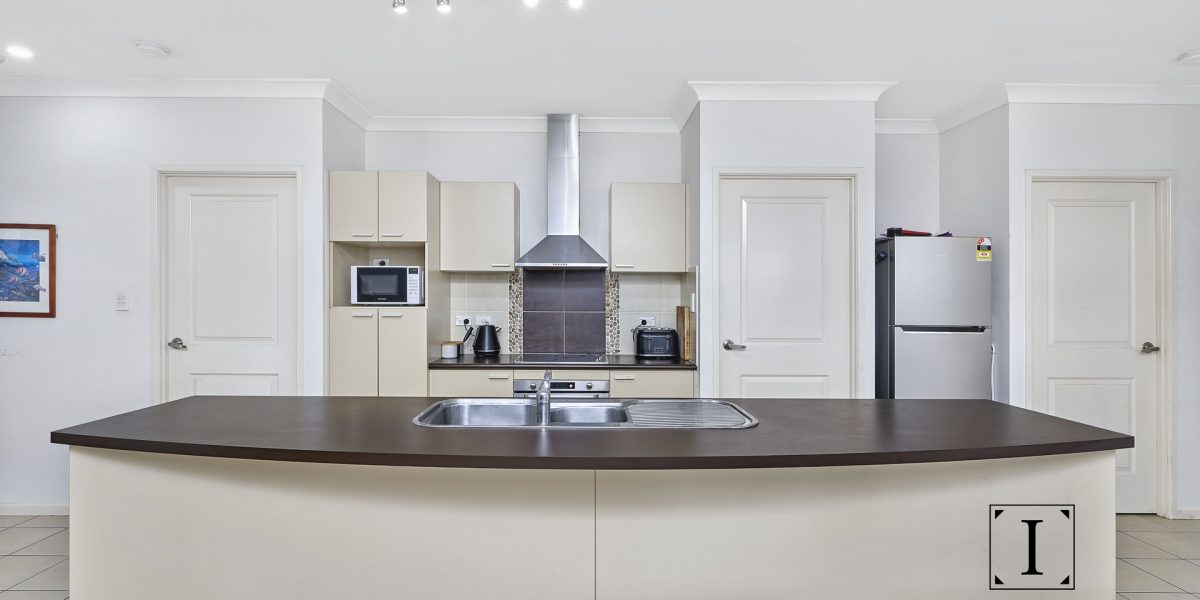 8 Starr Close, Bentley Park, QLD 4869 AUS