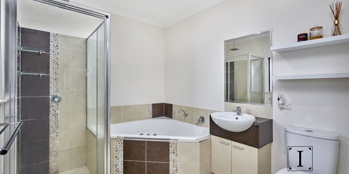 8 Starr Close, Bentley Park, QLD 4869 AUS