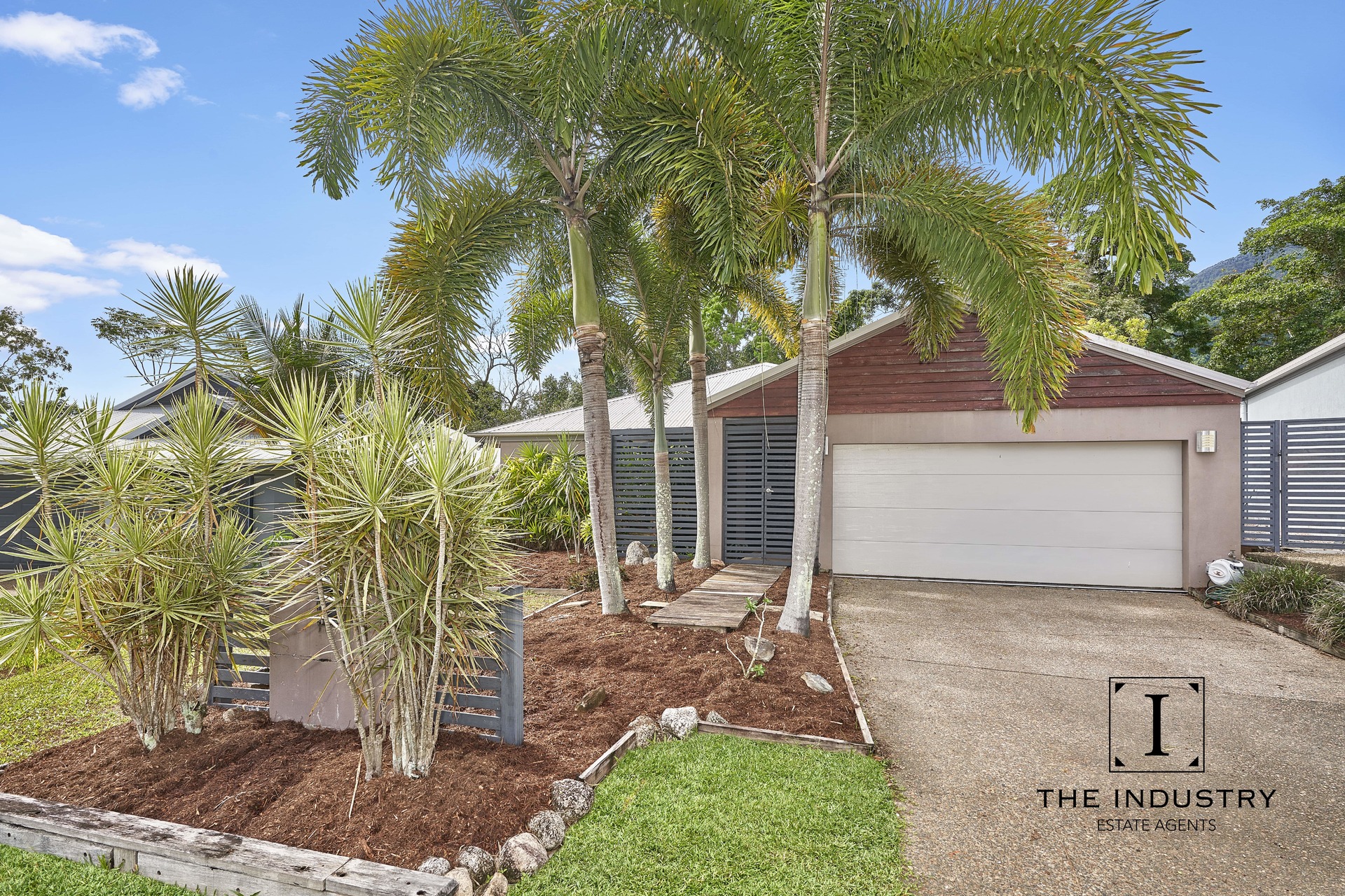 8 Starr Close, Bentley Park, QLD 4869 AUS