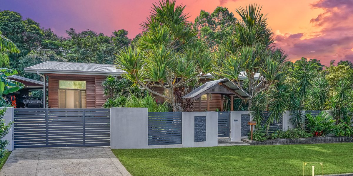 24 Augustus Street, Mooroobool, QLD 4870 AUS