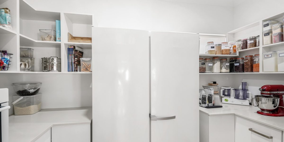 14 Anchor Close, Trinity Beach, QLD 4879 AUS