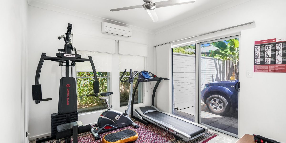 14 Anchor Close, Trinity Beach, QLD 4879 AUS