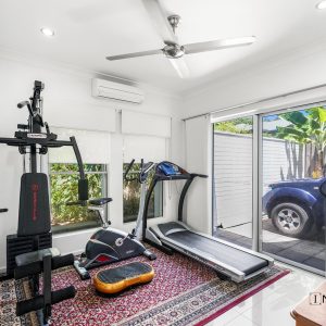 14 Anchor Close, Trinity Beach, QLD 4879 AUS