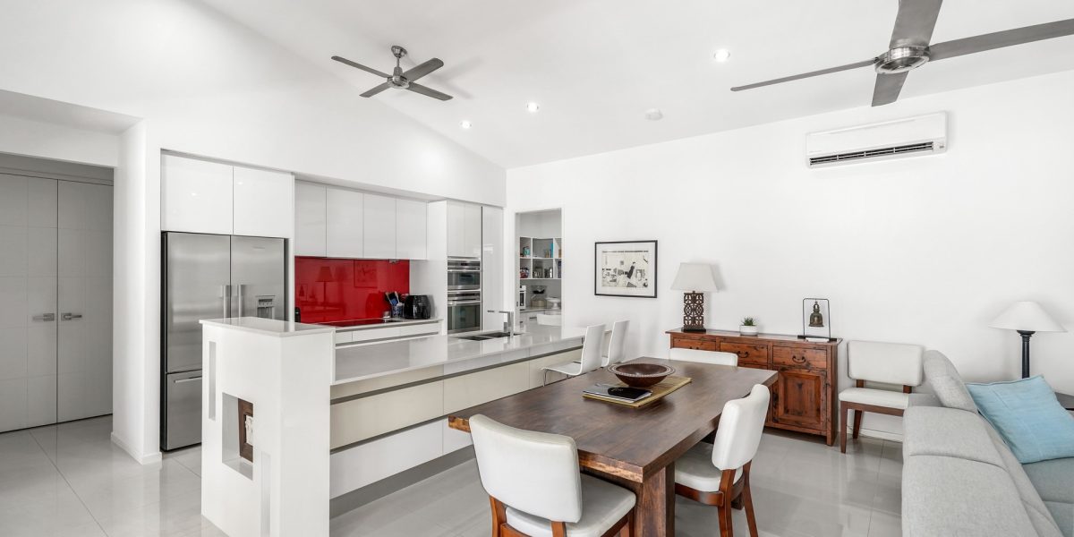 14 Anchor Close, Trinity Beach, QLD 4879 AUS