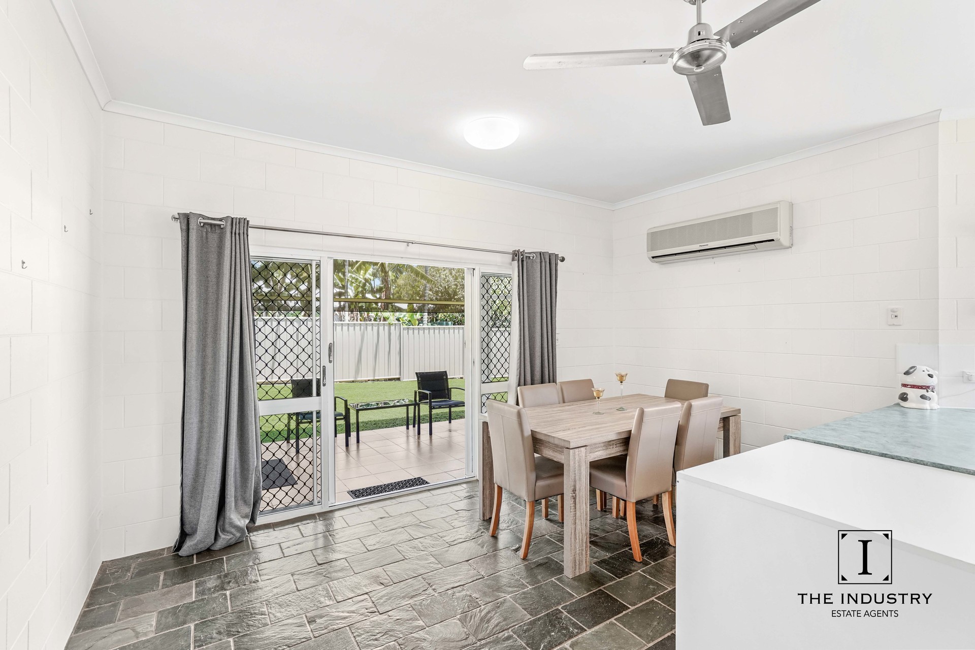 11 Whale Close, Kewarra Beach, QLD 4879 AUS