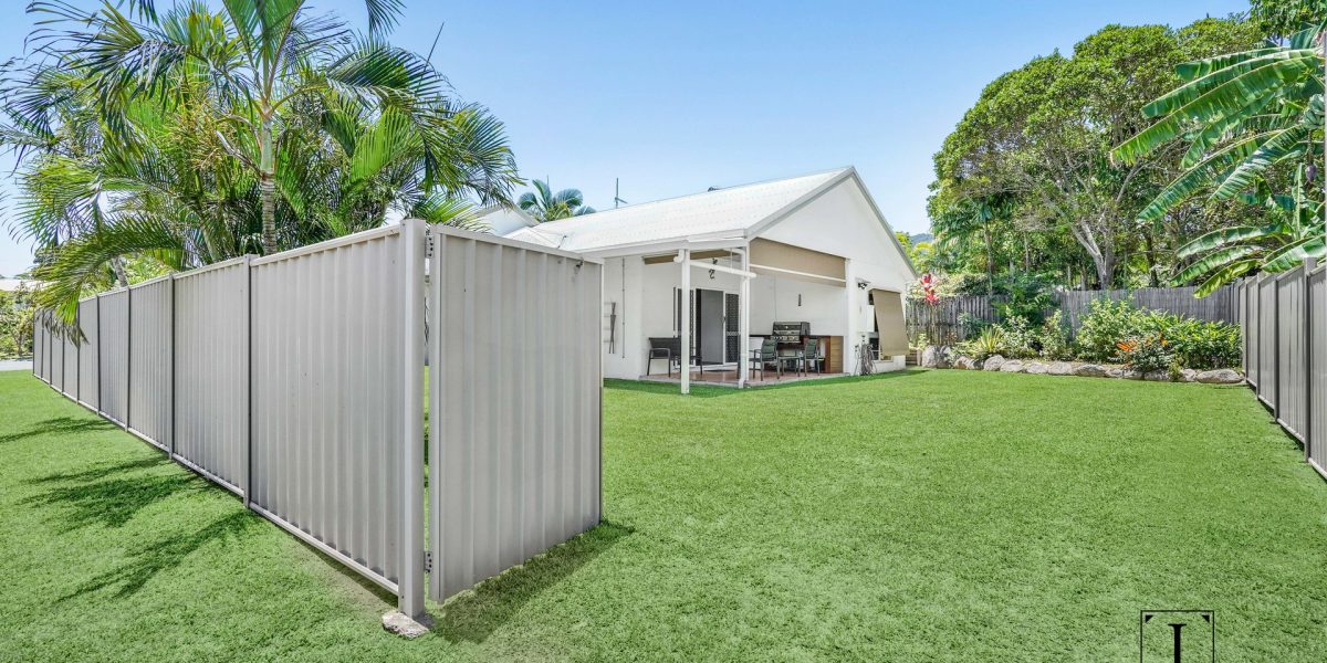 11 Whale Close, Kewarra Beach, QLD 4879 AUS