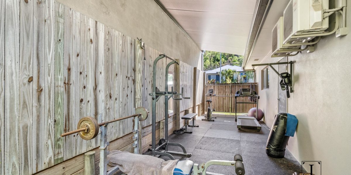 1 Megalong Close, Smithfield, QLD 4878 AUS