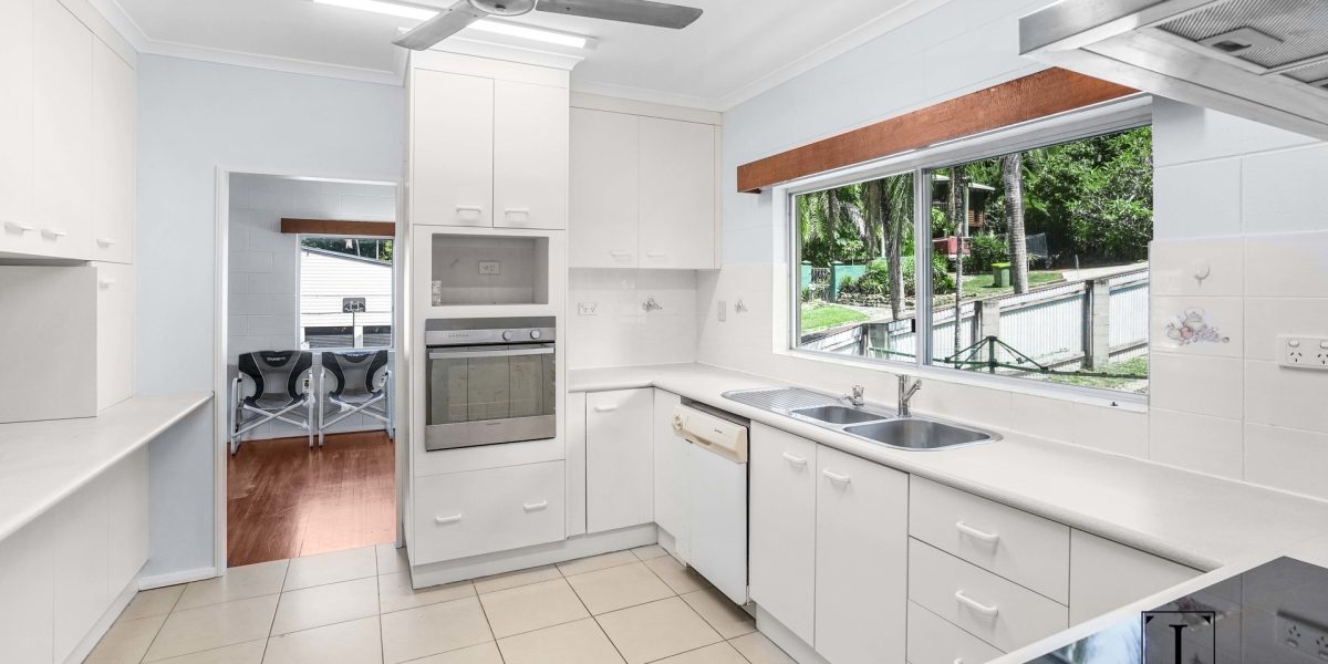 9-13 Trinidad Close, Trinity Beach, QLD 4879 AUS