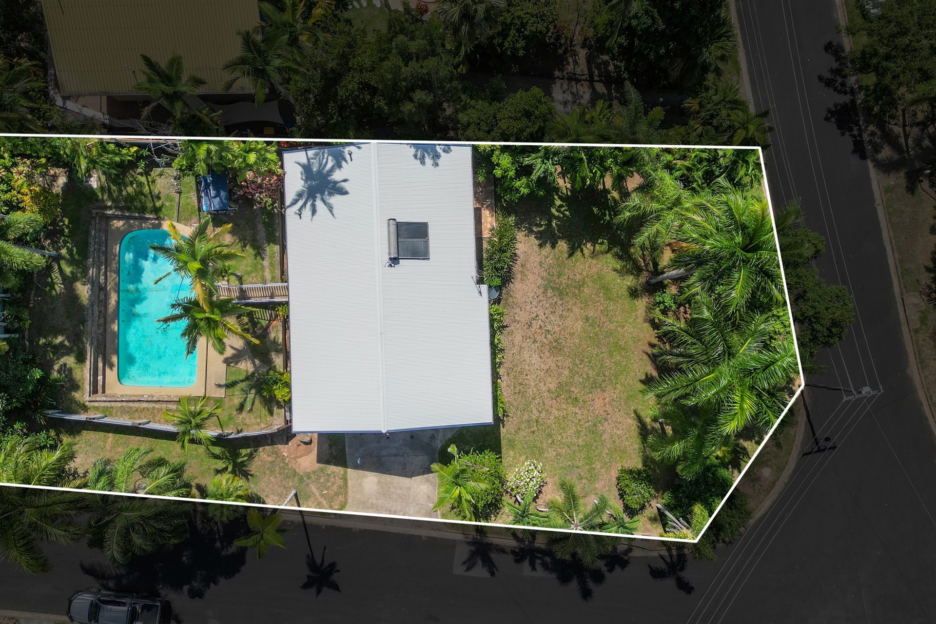 9-13 Trinidad Close, Trinity Beach, QLD 4879 AUS