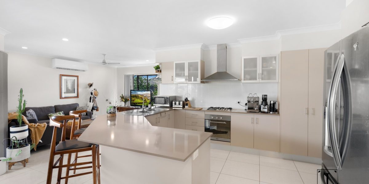 15 Landsborough Drive, Smithfield, QLD 4878 AUS