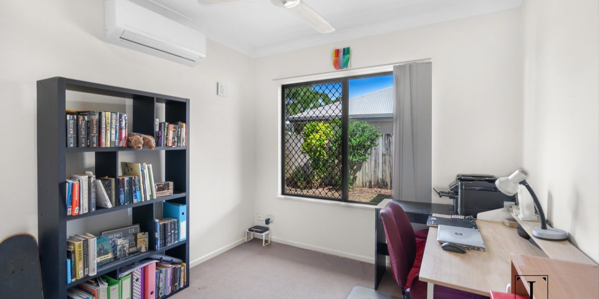 15 Landsborough Drive, Smithfield, QLD 4878 AUS