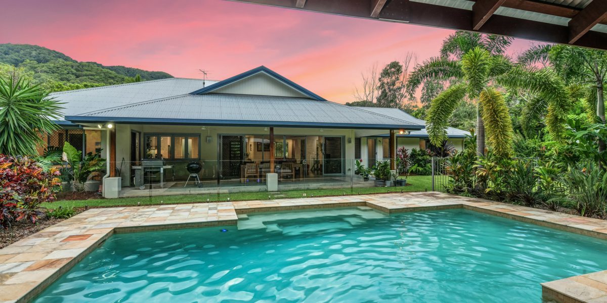 13-15 Stevens Street, Clifton Beach, QLD 4879 AUS