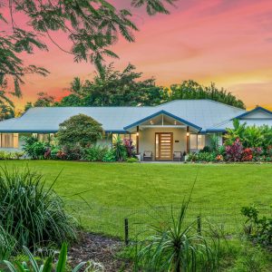 13-15 Stevens Street, Clifton Beach, QLD 4879 AUS