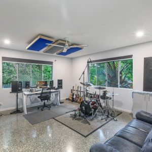 13-15 Stevens Street, Clifton Beach, QLD 4879 AUS