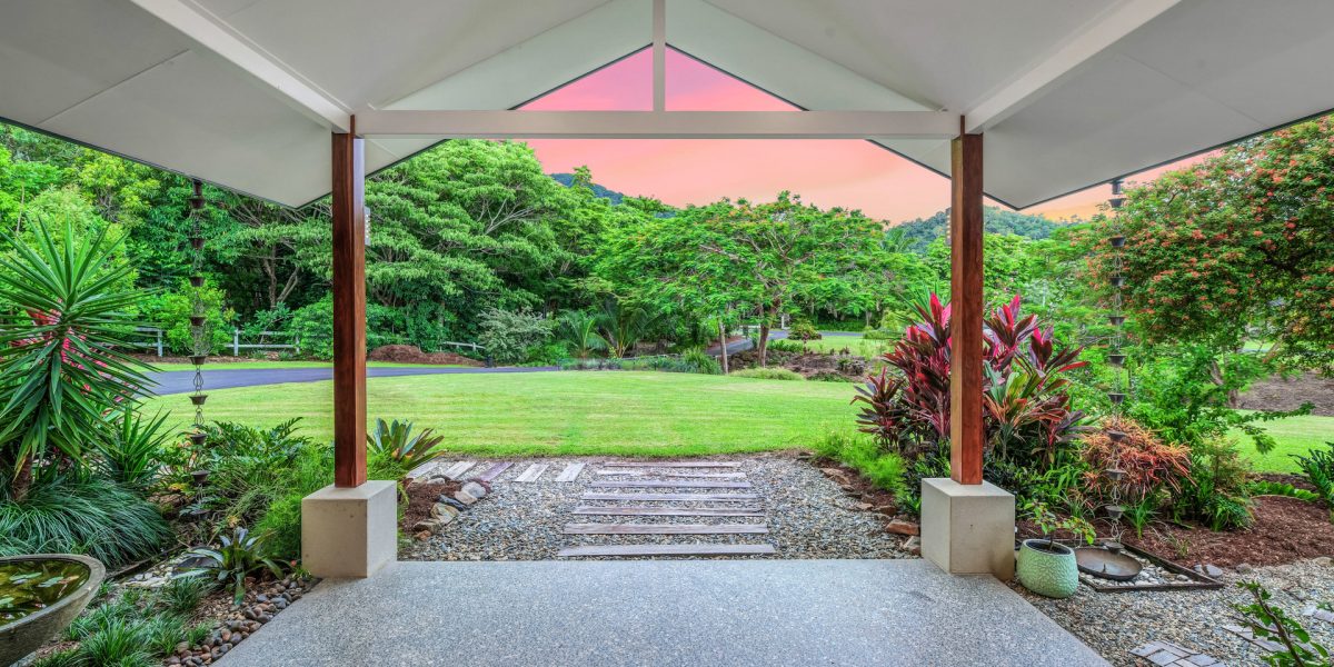 13-15 Stevens Street, Clifton Beach, QLD 4879 AUS