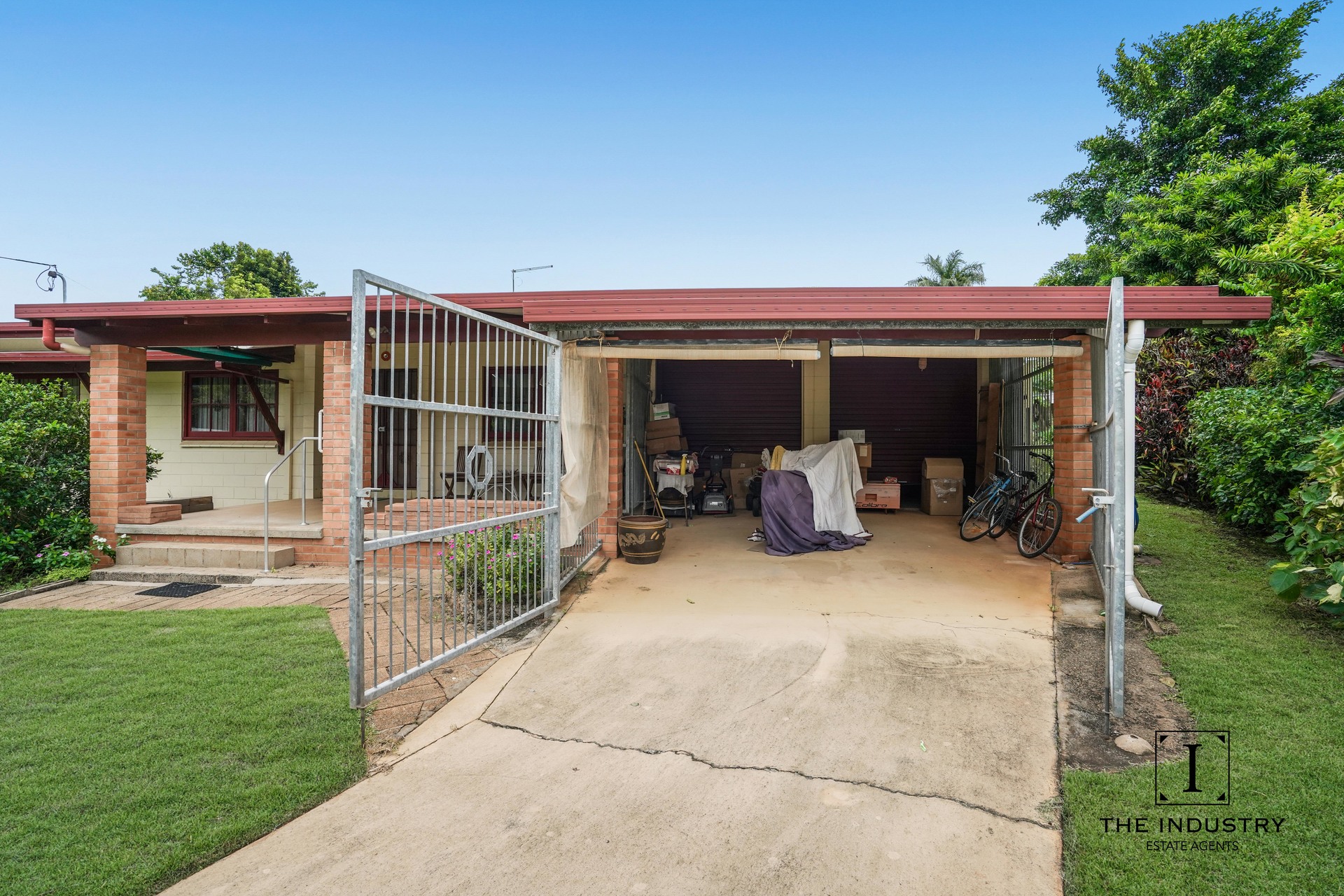 2 Kieta Close, Trinity Beach, QLD 4879 AUS