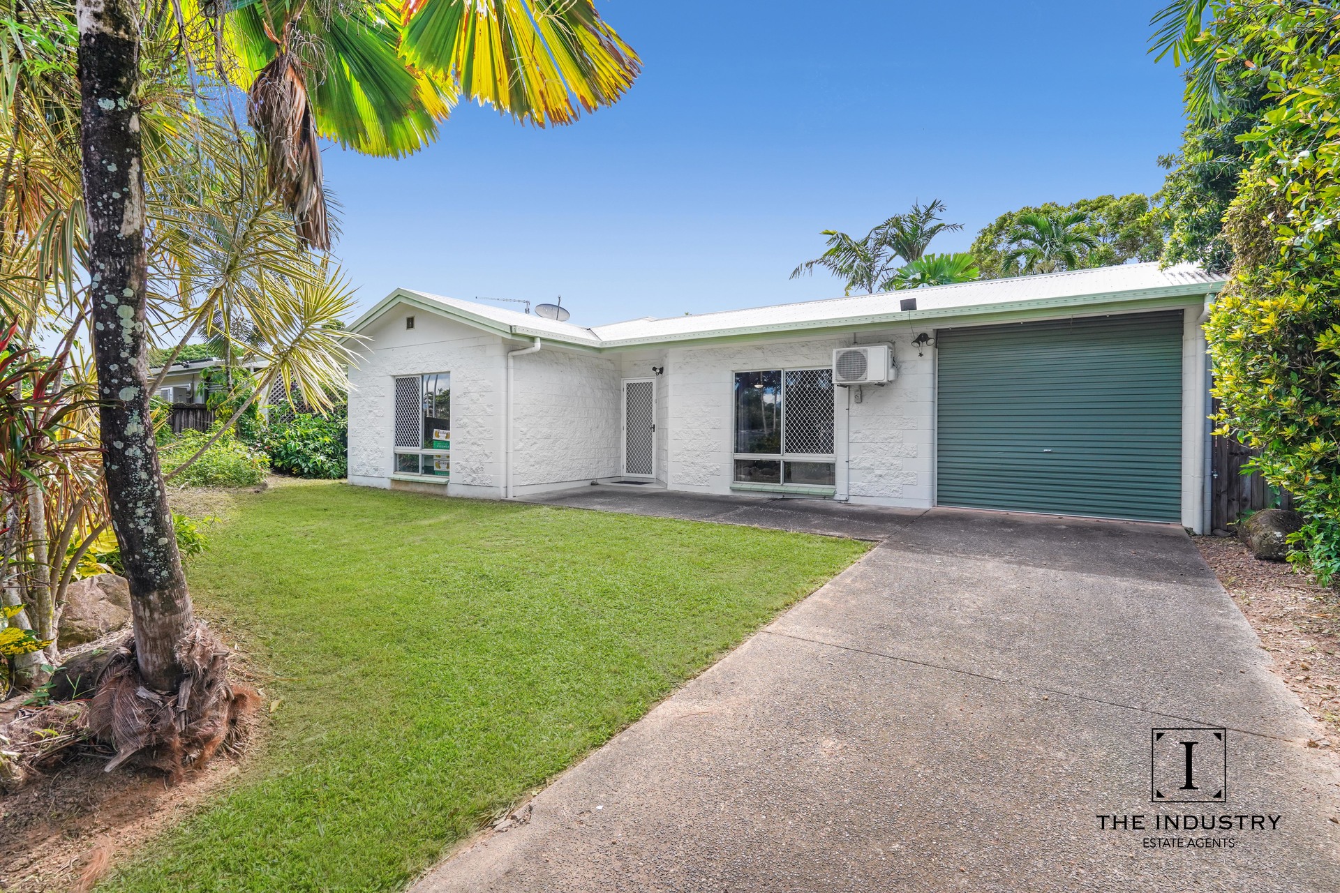 51 Bicentennial Road, Bentley Park, QLD 4869 AUS