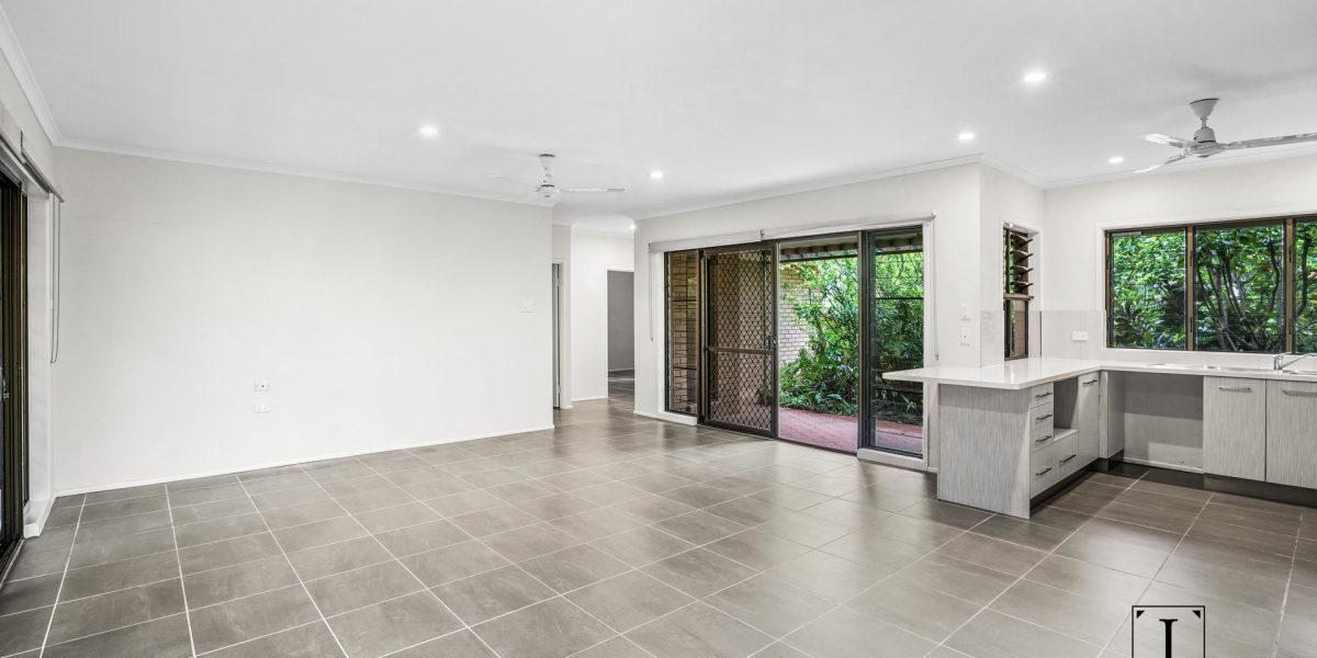 1/35 Beaver Street, Clifton Beach, QLD 4879 AUS