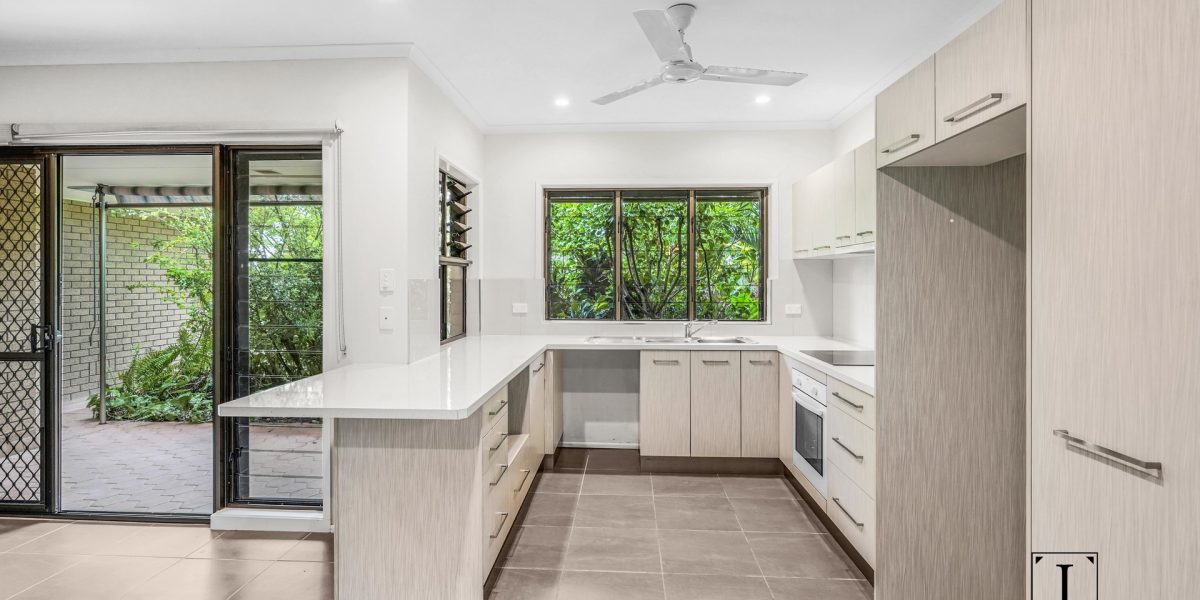 1/35 Beaver Street, Clifton Beach, QLD 4879 AUS