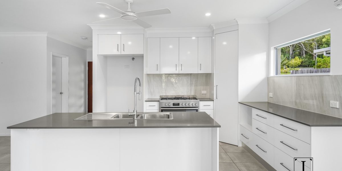 12 Flow Close, Trinity Beach, QLD 4879 AUS