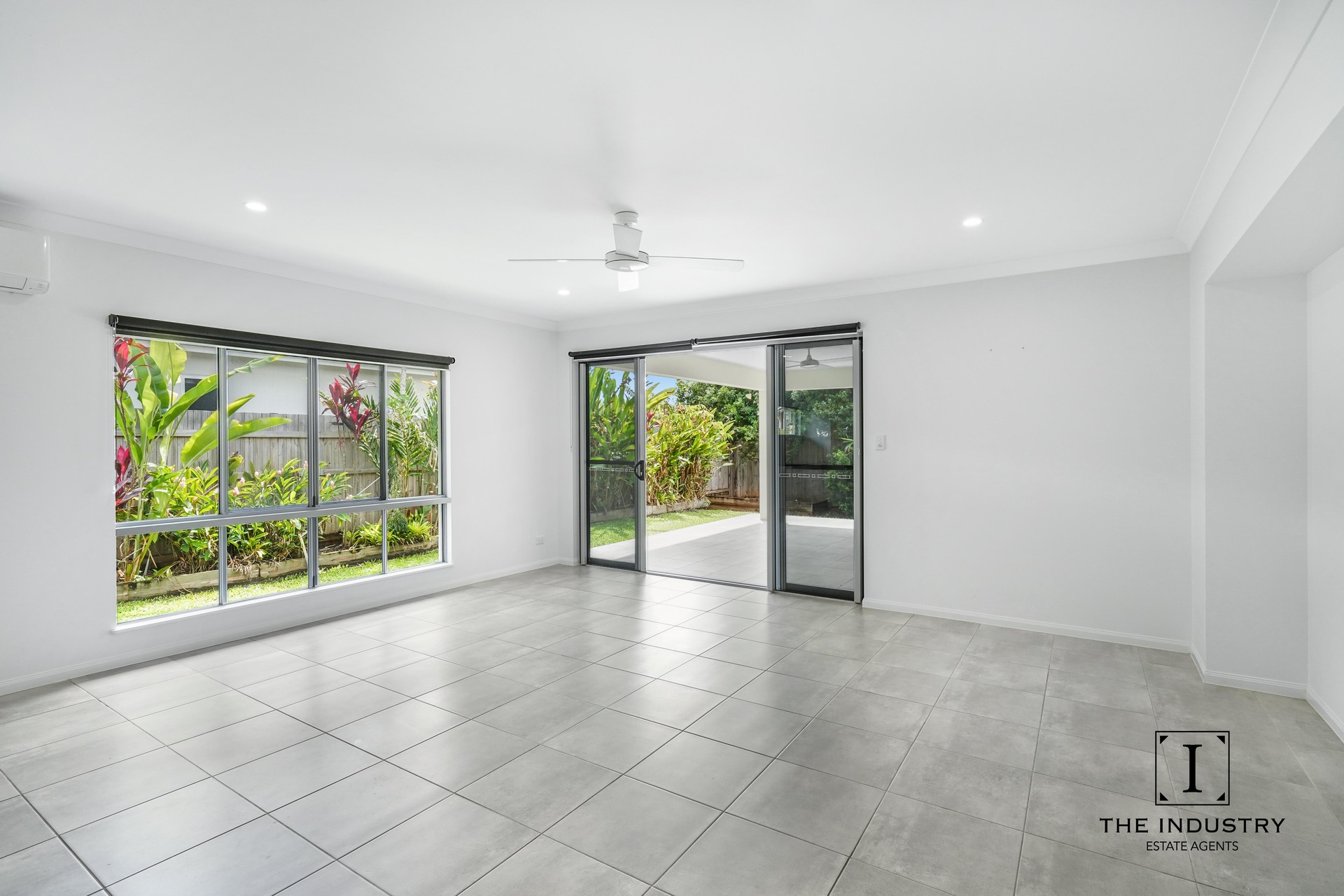 12 Flow Close, Trinity Beach, QLD 4879 AUS