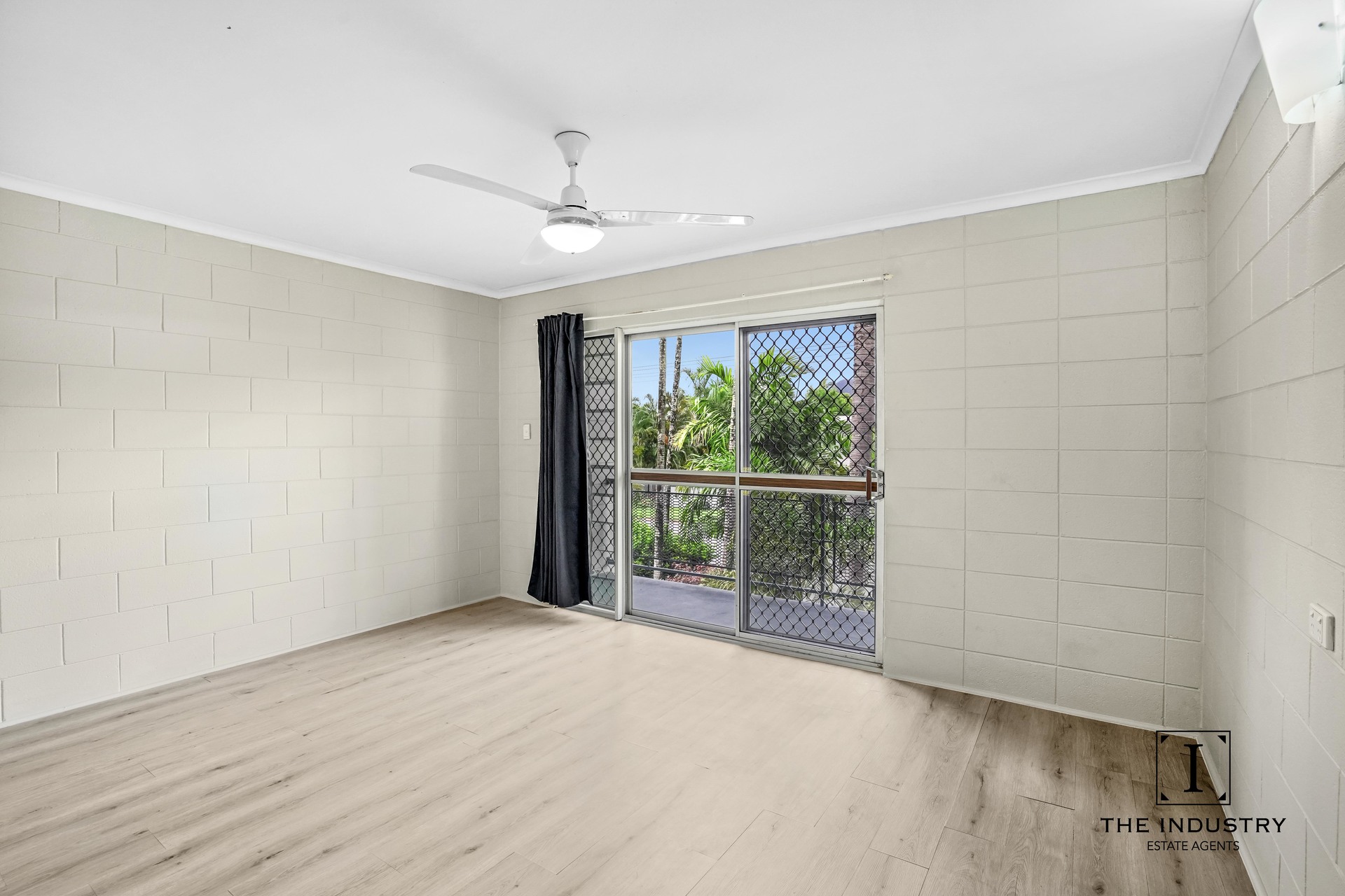 6/14-16 Curtin Street, Westcourt, QLD 4870 AUS