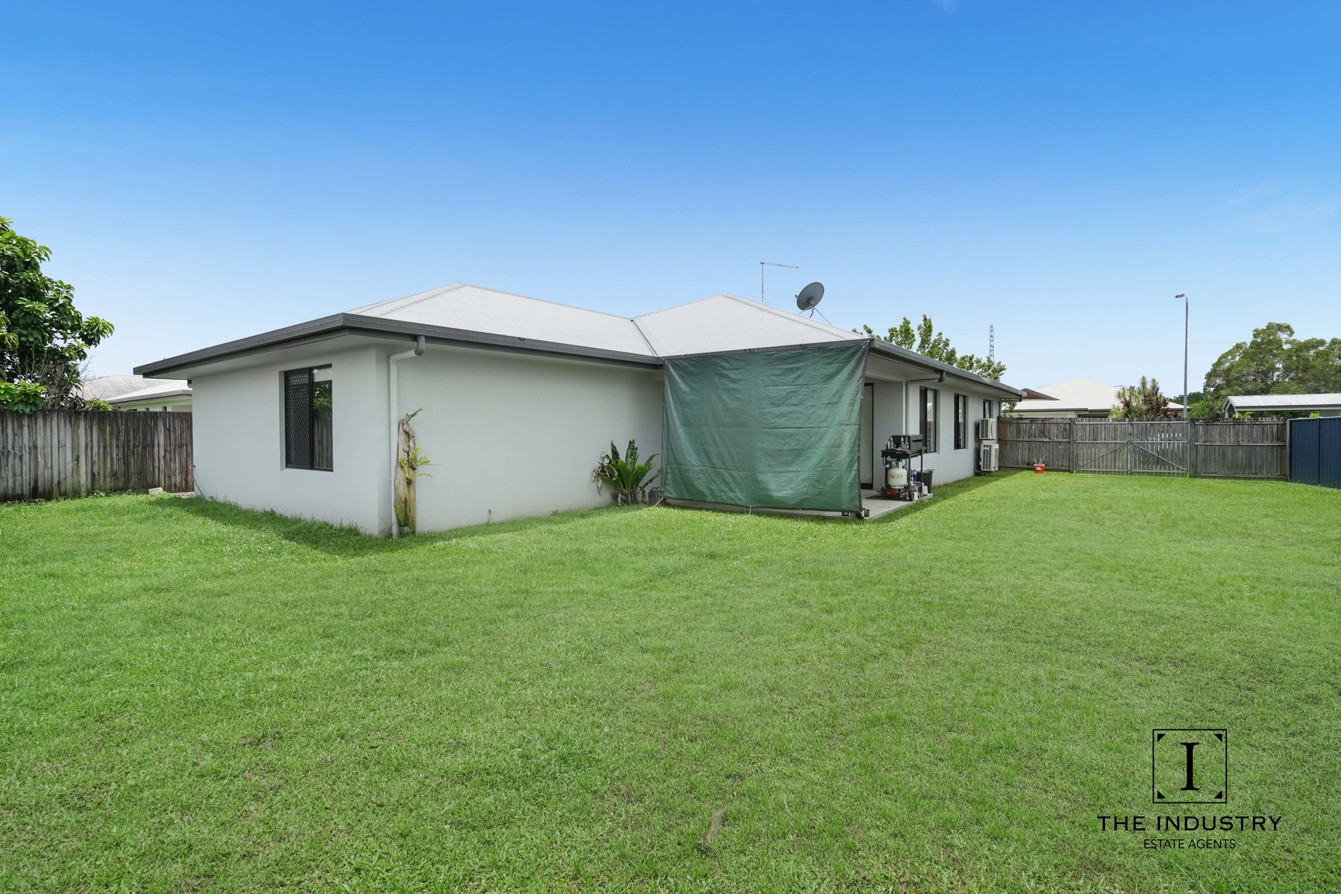 3 Bronson Street, White Rock, QLD 4868 AUS