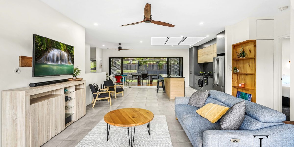 58 Roberts Drive, Trinity Beach, QLD 4879 AUS