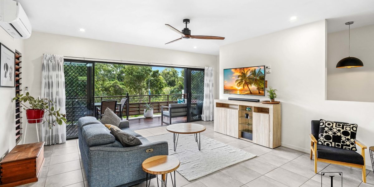 58 Roberts Drive, Trinity Beach, QLD 4879 AUS