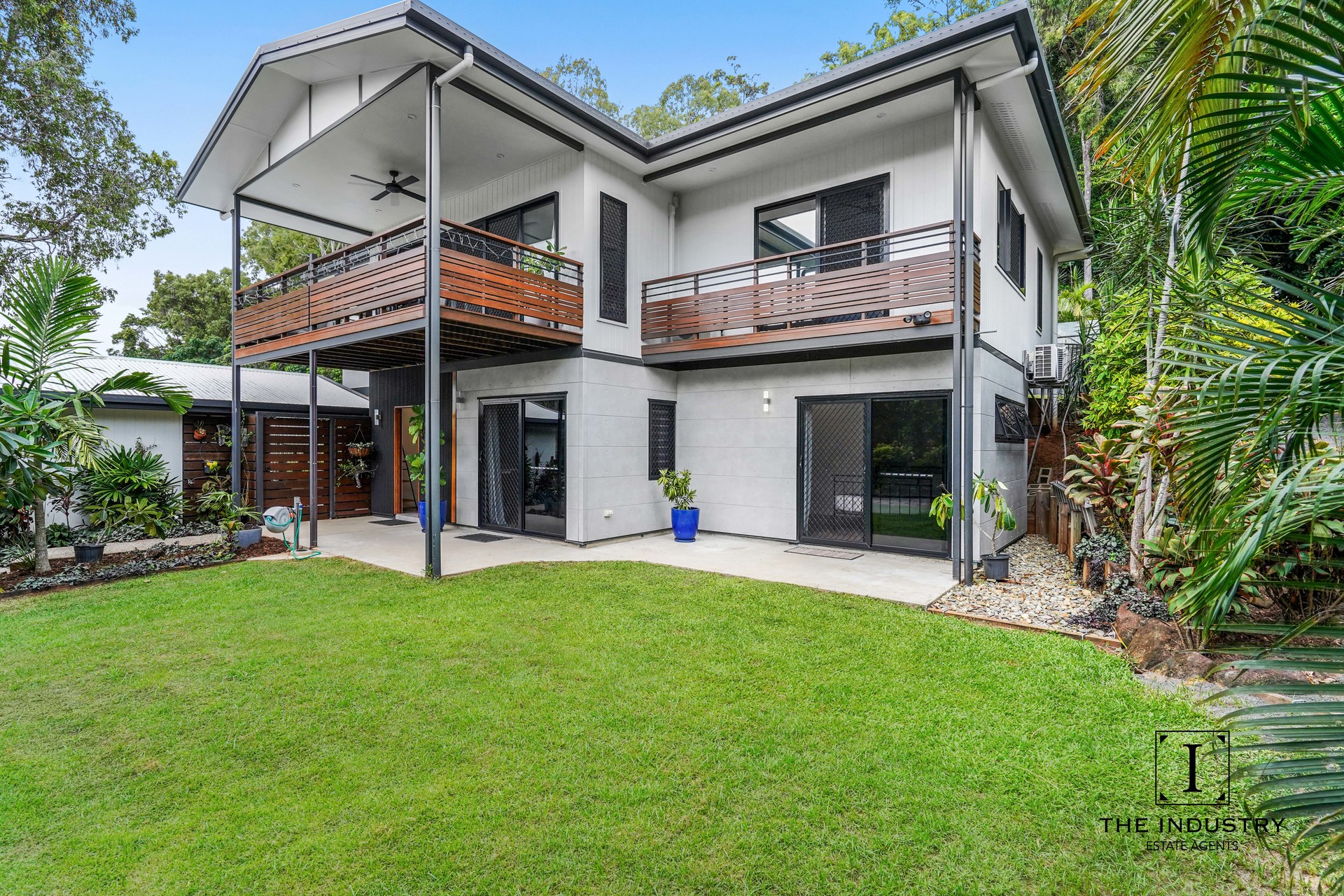 58 Roberts Drive, Trinity Beach, QLD 4879 AUS