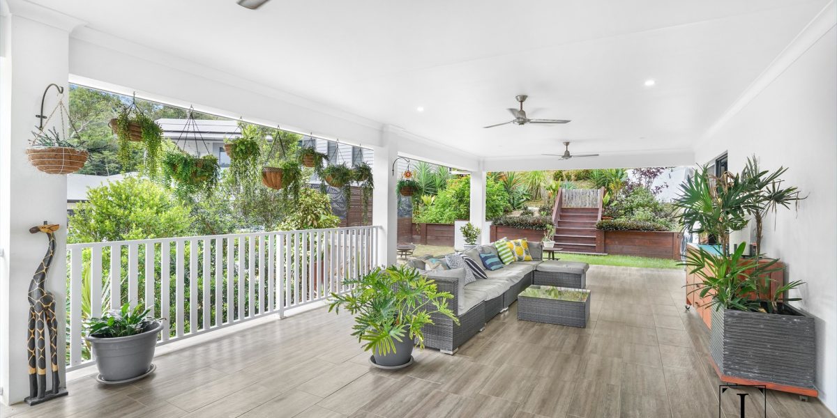 14 Megalong Close, Smithfield, QLD 4878 AUS