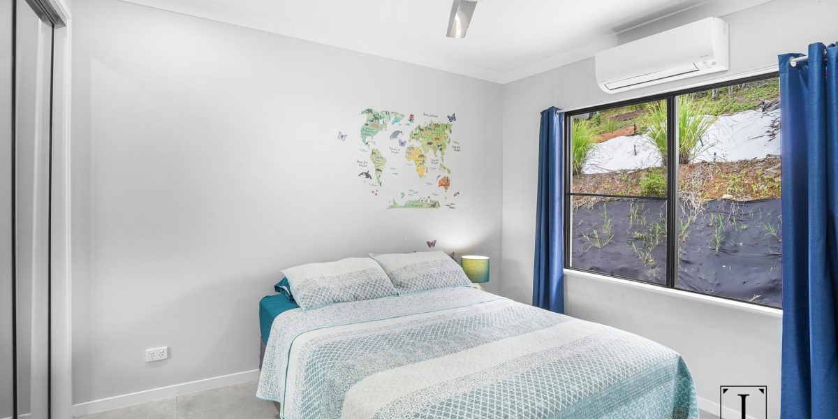 14 Megalong Close, Smithfield, QLD 4878 AUS